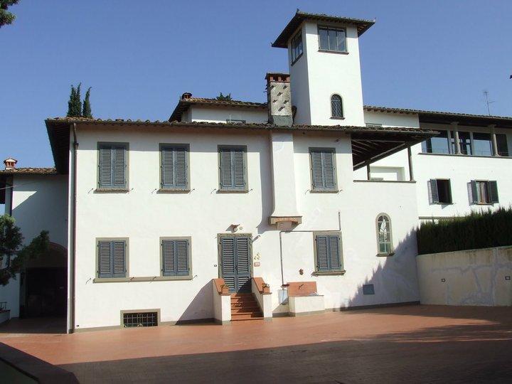 لاسترا أَ سينيا Villa Le Sorti الغرفة الصورة